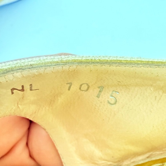 Louis Vuitton Vintage Leather Pink Gold Monogram Bowtie mid heel mules EU 40.5 - Picture 10 of 10